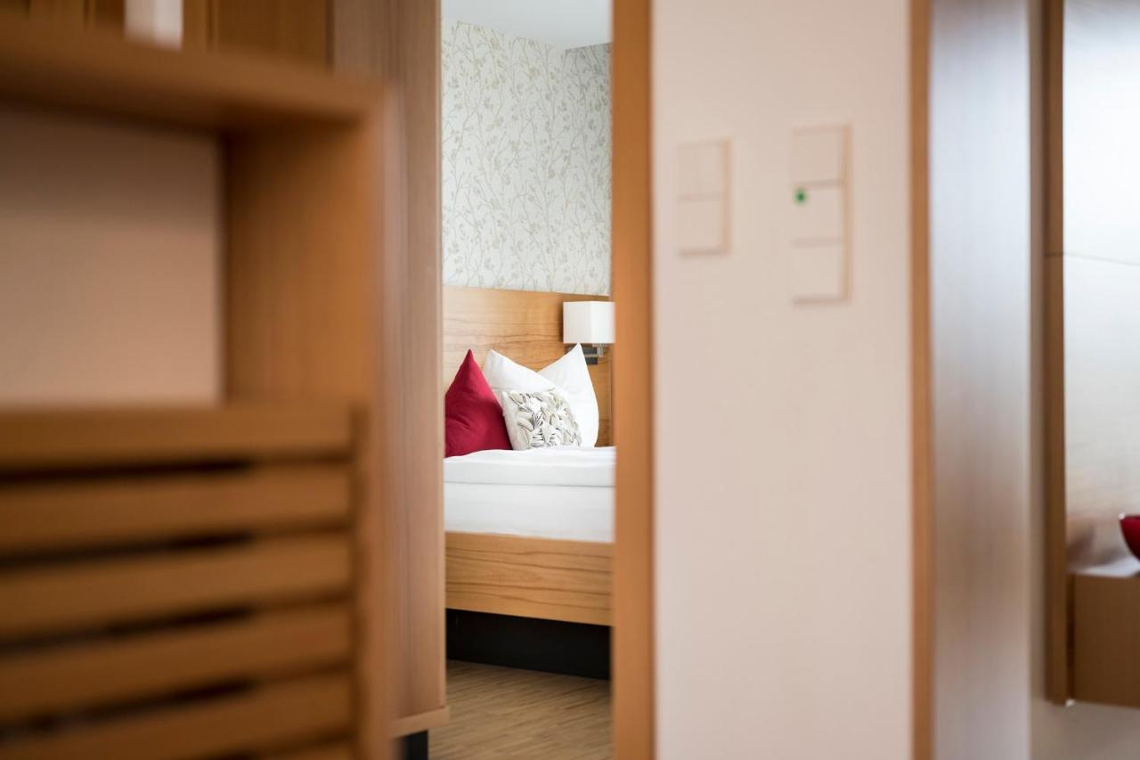 Appartementhotel Röhrenbach Immenstaad am Bodensee Buitenkant foto