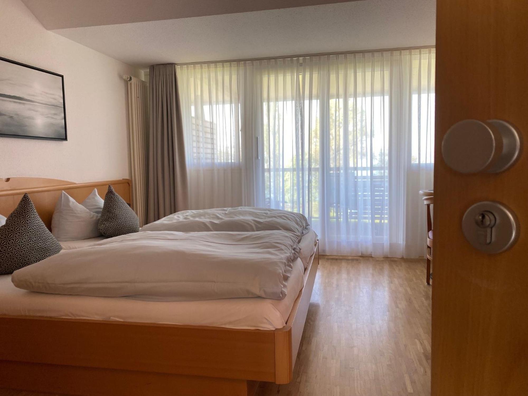 Appartementhotel Röhrenbach Immenstaad am Bodensee Buitenkant foto