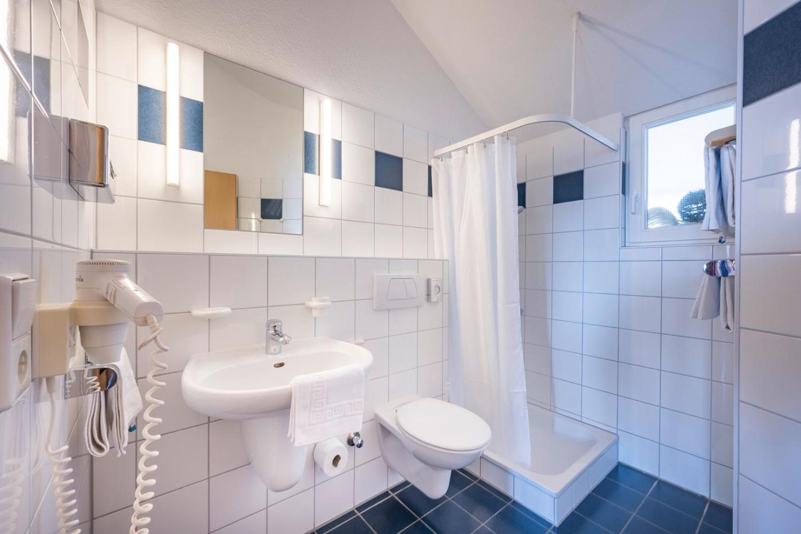 Appartementhotel Röhrenbach Immenstaad am Bodensee Buitenkant foto